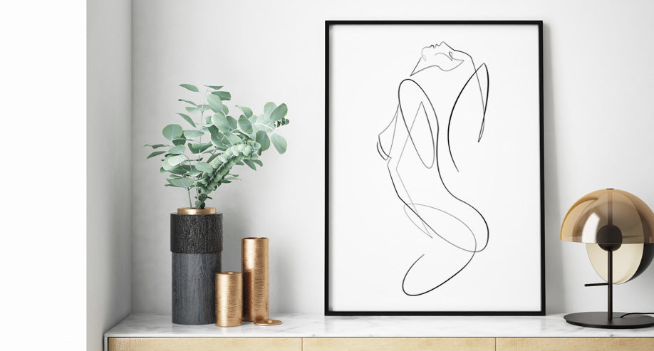 Singular Line Drawing Female Body