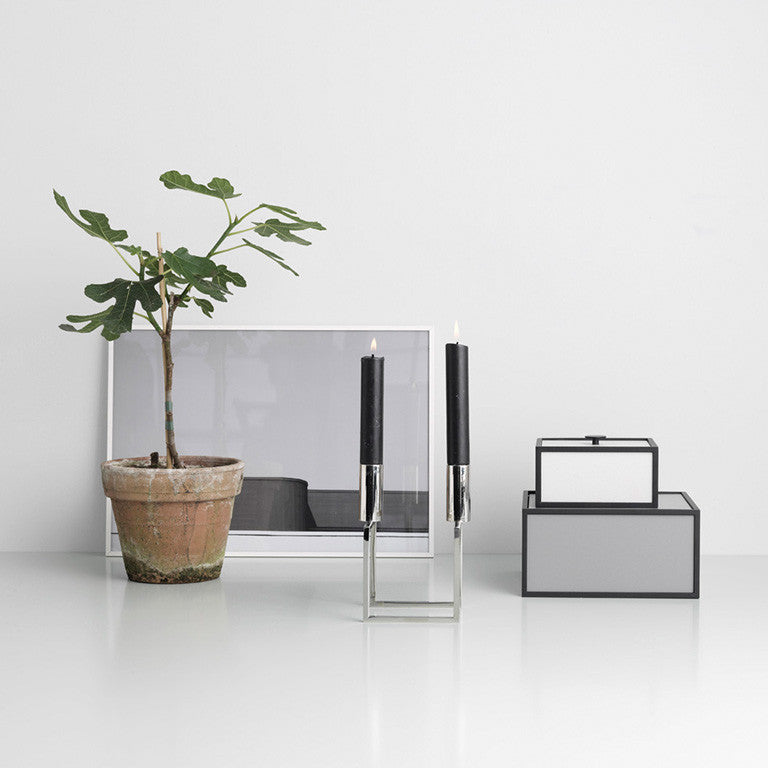 White Frame Box 10